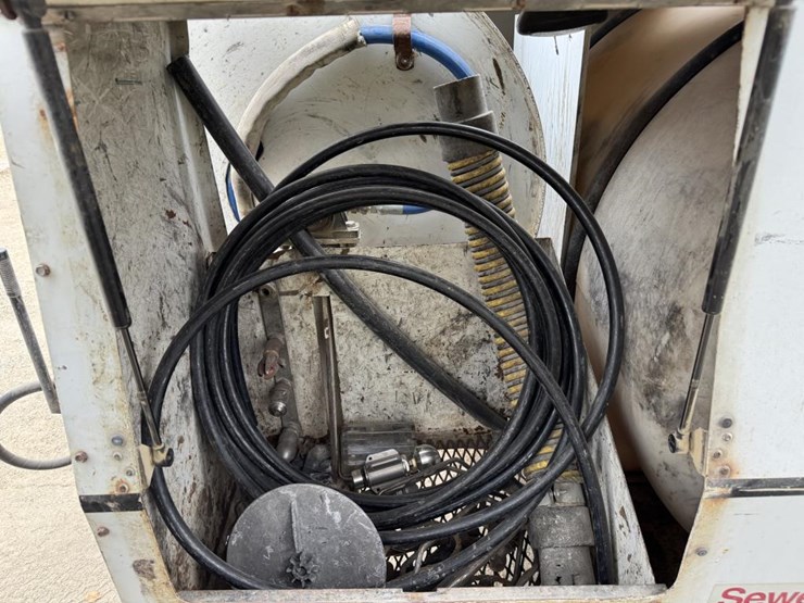 john-deere-12-image-30