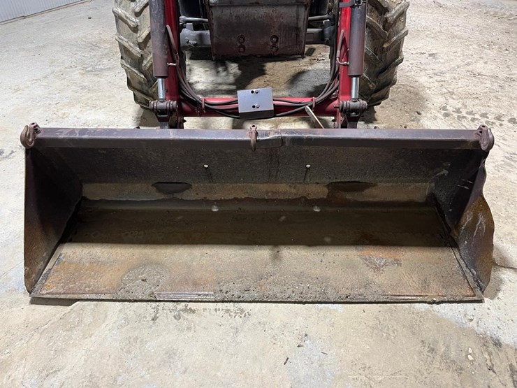 massey-ferguson-4708-image-9