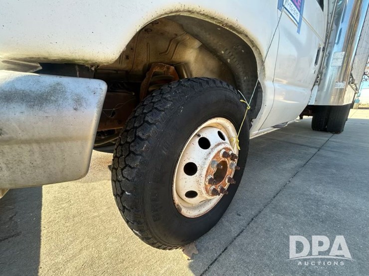 1993-ford-e350-image-12