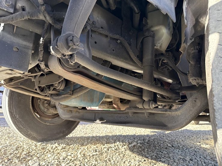 2005-international-durastar-4300-image-37