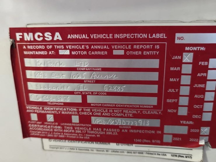 2009-peterbilt-365-image-14