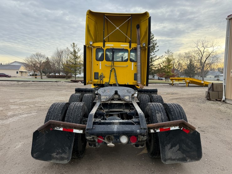 2019-kenworth-t880-image-5