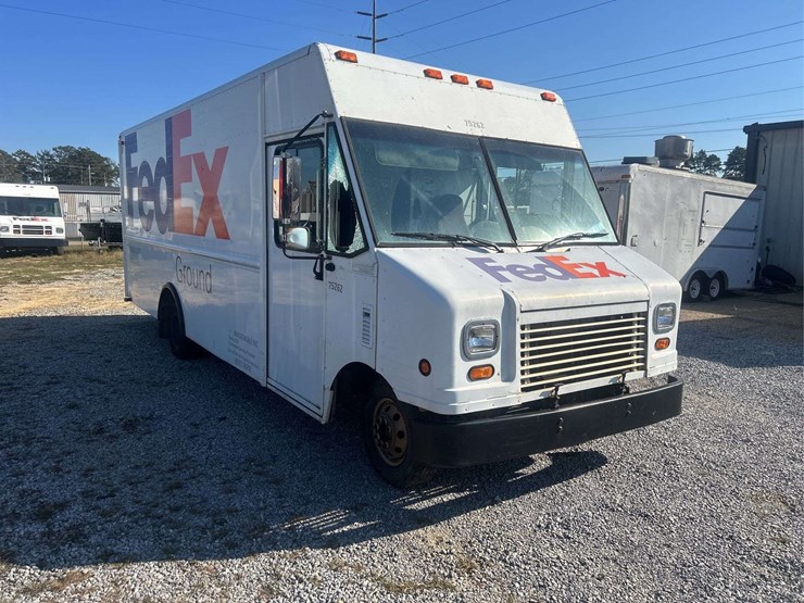 2007-ford-e350-image-5