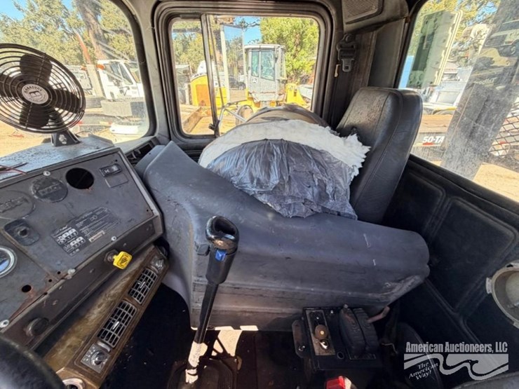 mack-rd688s-image-14