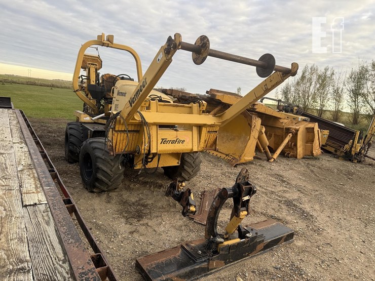 2000-vermeer-rt700-image-3