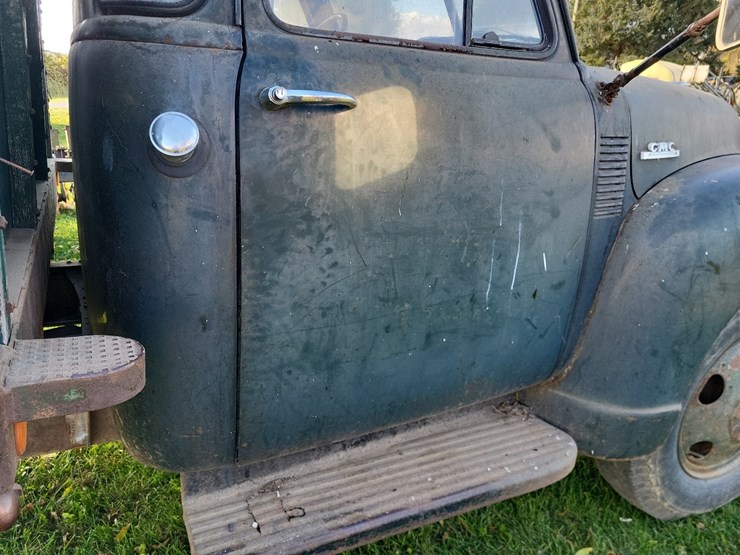 1953-gmc-354-24-round-top-cab-single-axle-grain-truck--needs-axle-shaft-image-37