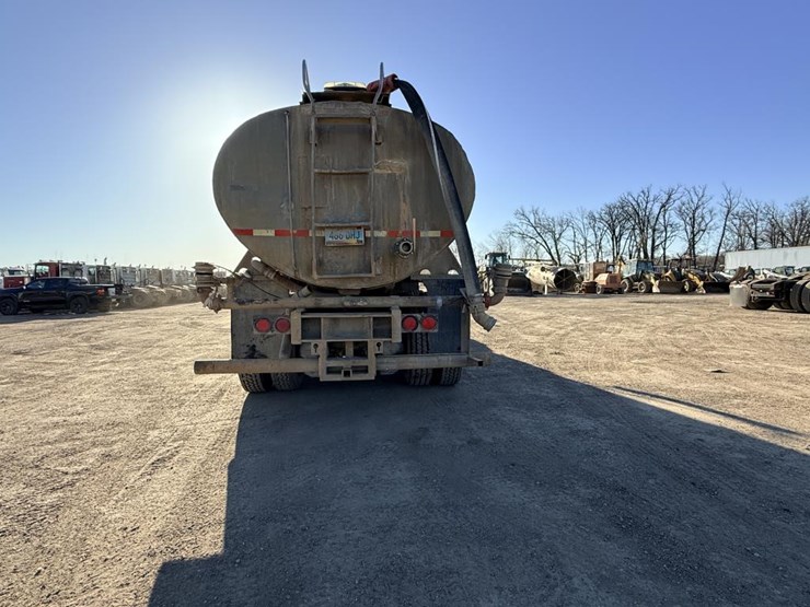 ford-ltl9000-image-4