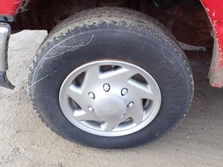 2010-ford-e350-xlt-image-72