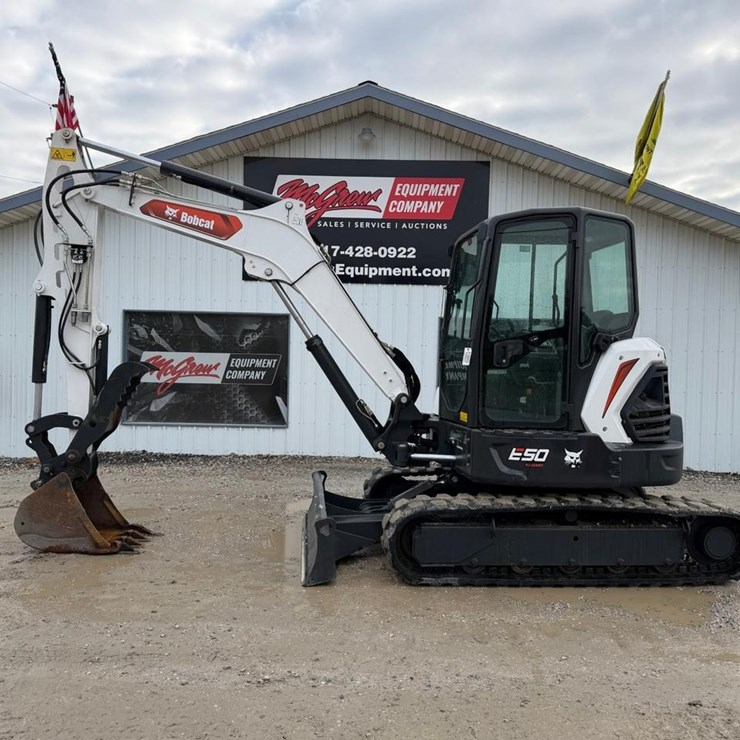 2022 BOBCAT E50