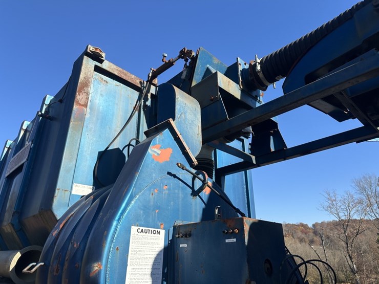 1990-ford-l9000-image-25