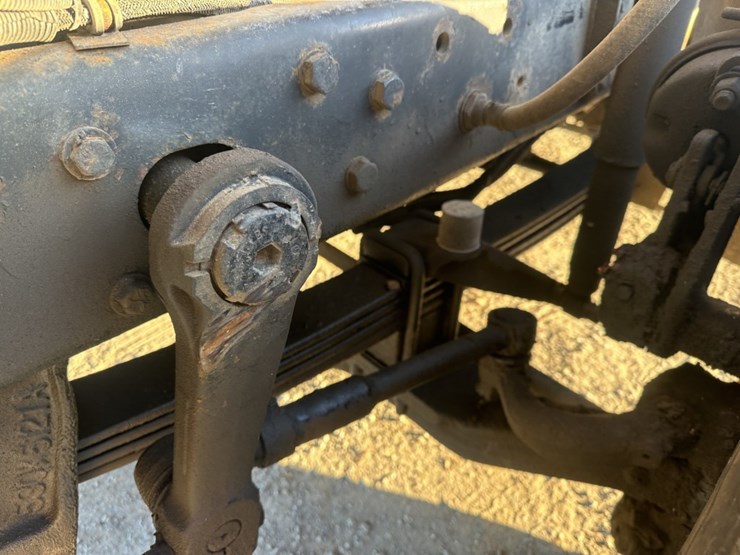 mack-rd688s-image-53