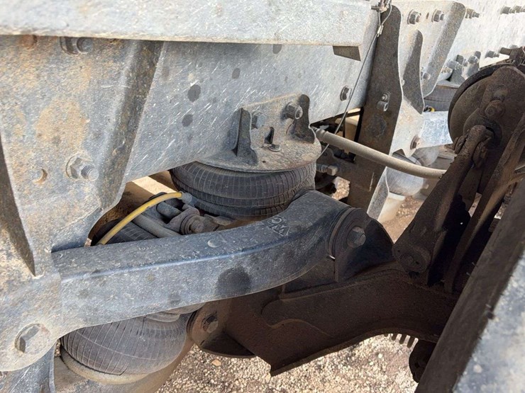 2017-kenworth-t880-image-23