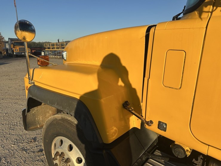 mack-rd688s-image-16