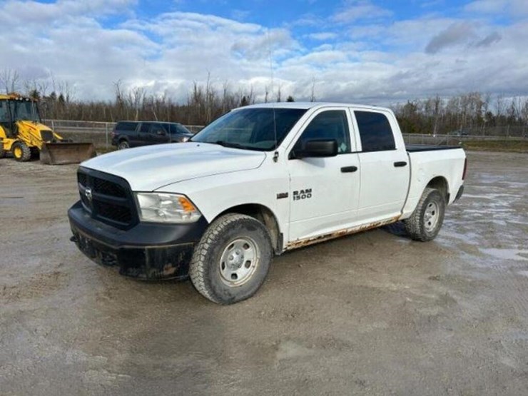 2016-dodge-1500-image-1