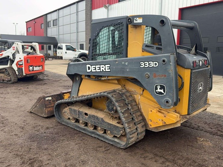 deere-333d-image-4