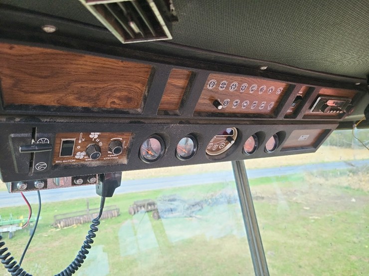 massey-ferguson-750-image-42