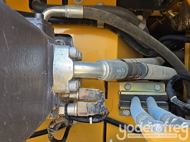 2023-sany-sy225-image-115