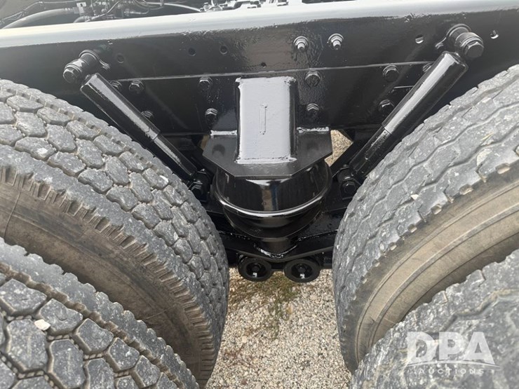 kenworth-t800-image-8