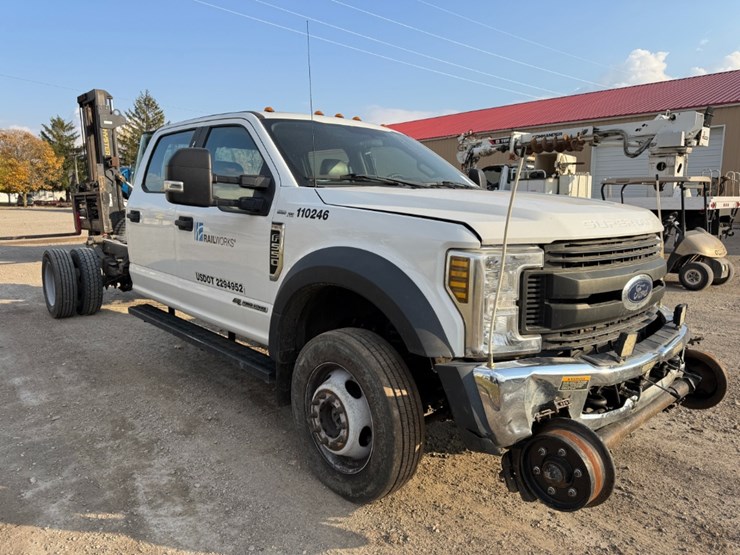 ford-f550-image-2