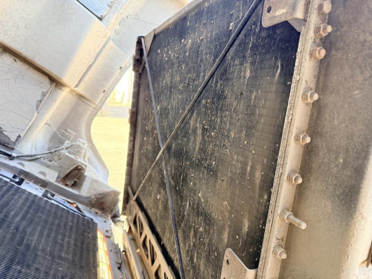 ford-ltl9000-image-40