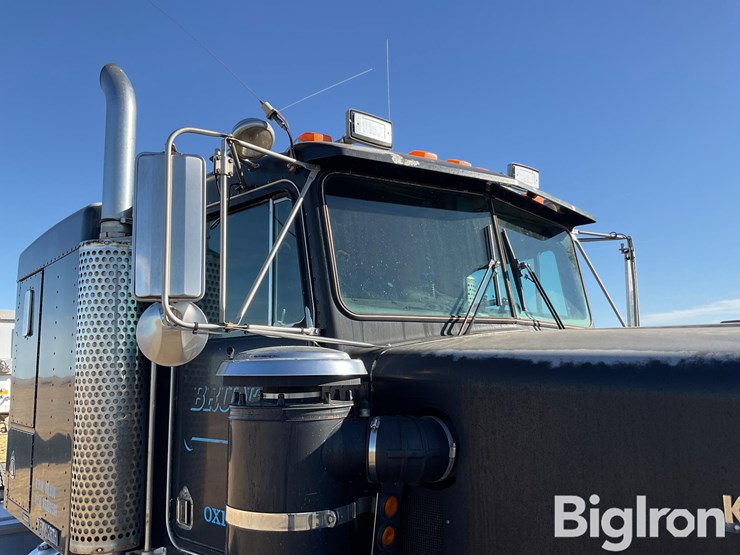 1985-kenworth-w900-t/a-truck-tractor-image-19