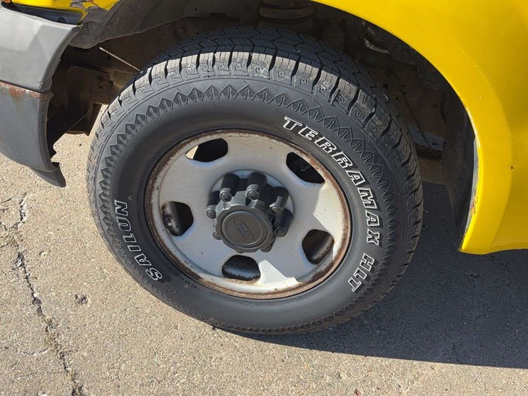 2005-ford-f350-image-8