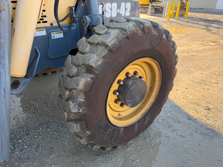 2015-gehl-rs8-42-image-15