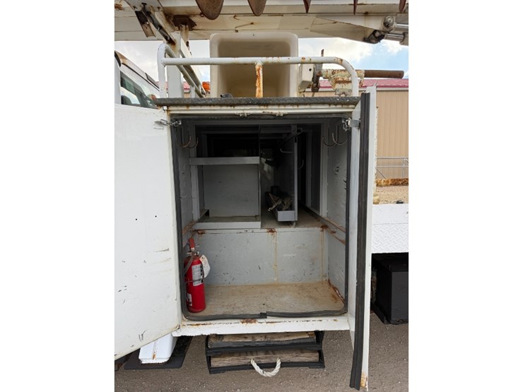 2013-ford-f750-image-10