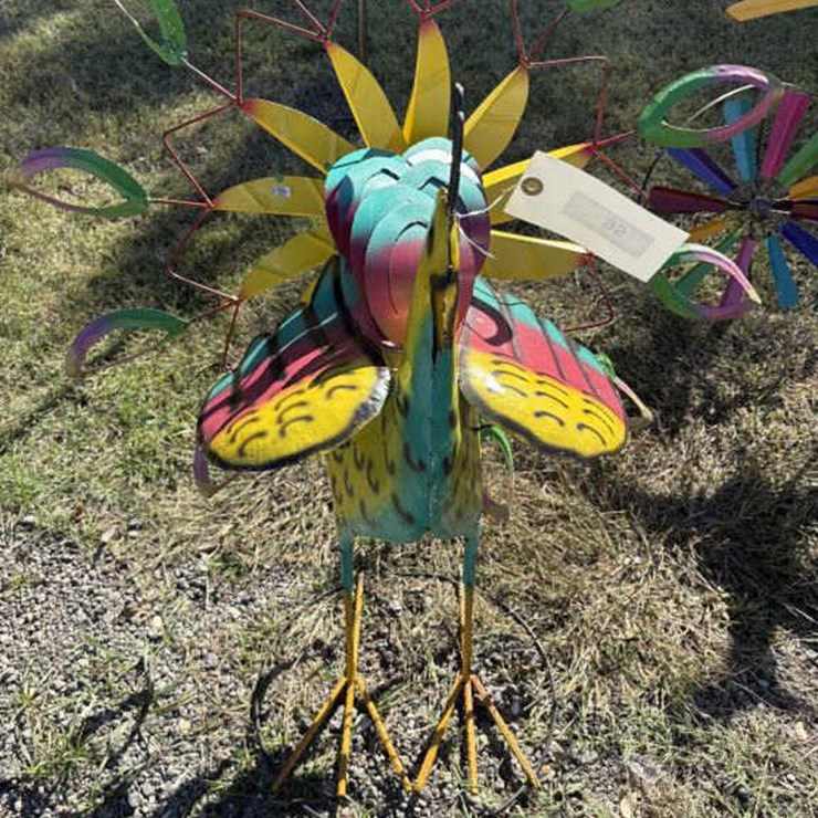 #95 • Metal Art- Standing Spinning Colorful Peacock