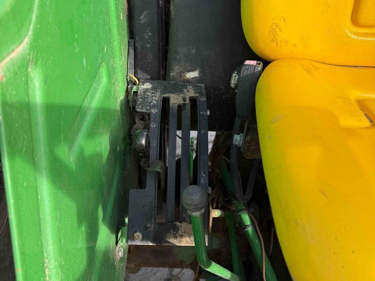 john-deere-5055d-image-13