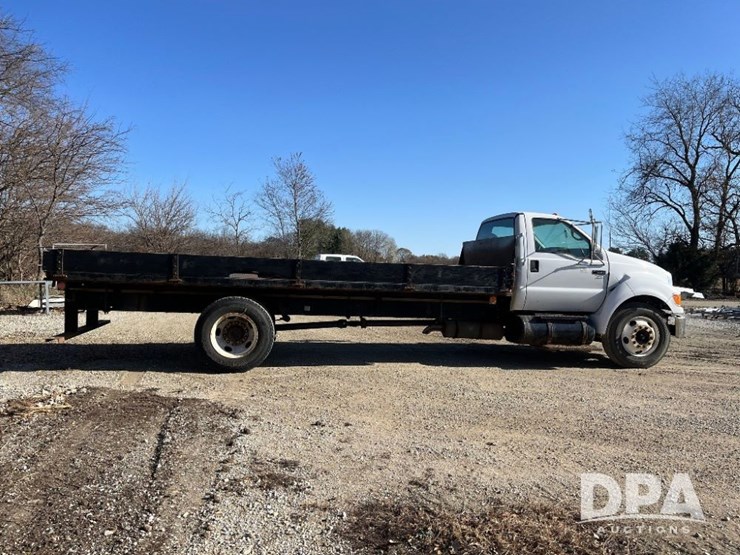 ford-f650-xlt-image-7