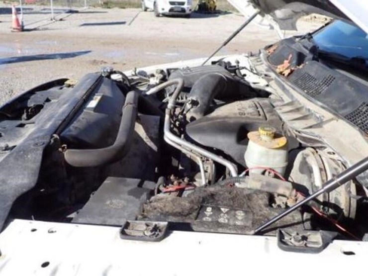 2016-dodge-1500-image-21