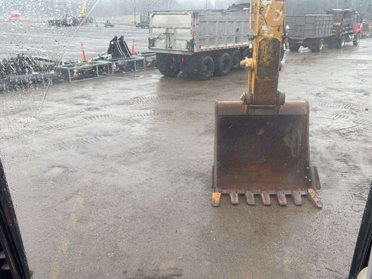 2012-caterpillar-329el-image-52