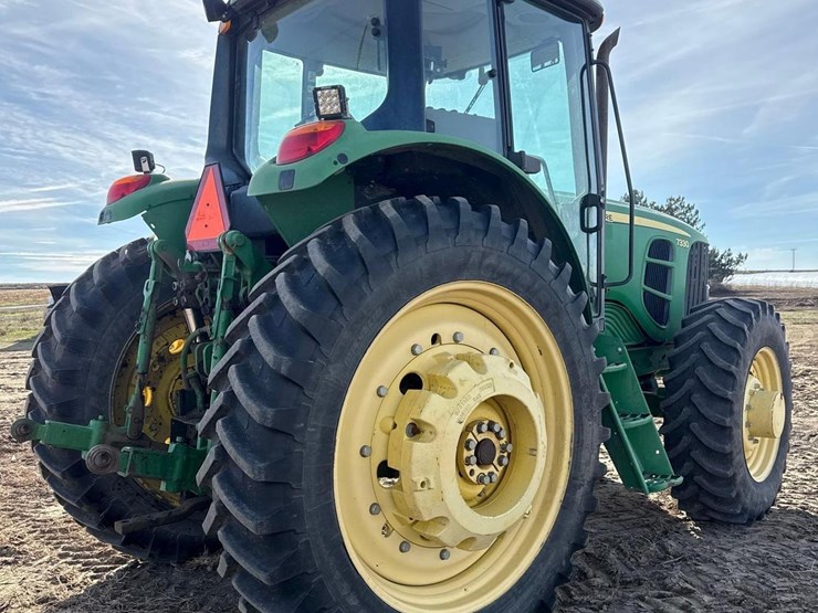 john-deere-7330-image-5