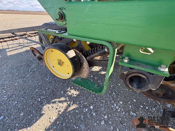 john-deere-750-image-20