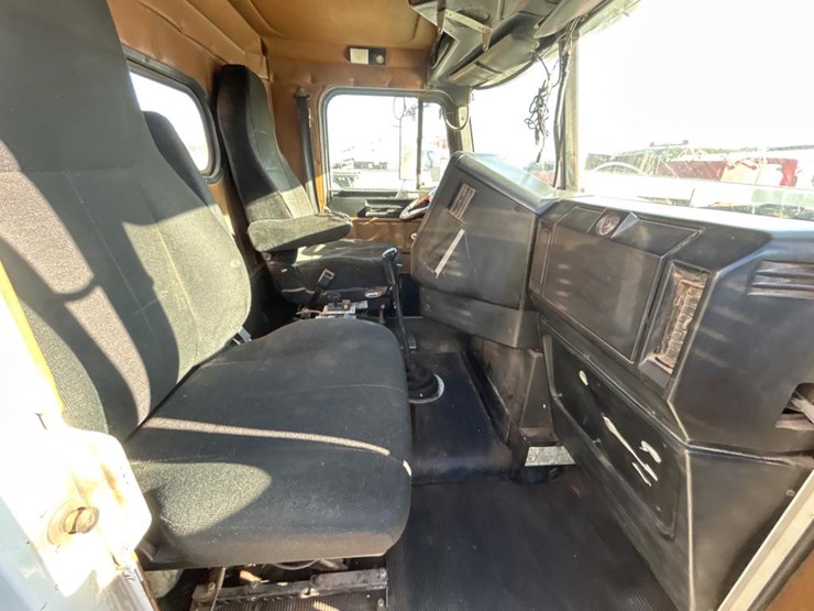 1997-cummins-m11-image-56