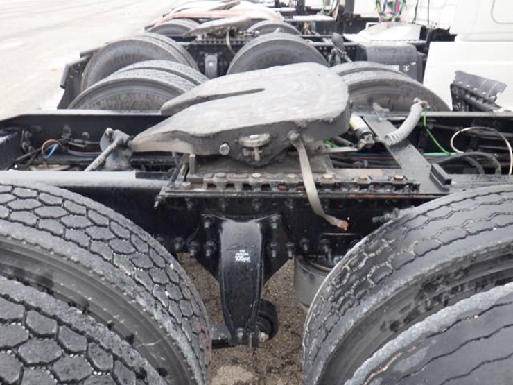 freightliner-cascadia-125-image-7