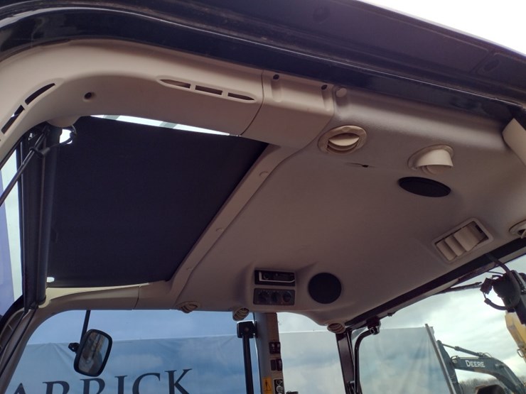 massey-ferguson-6713-image-16