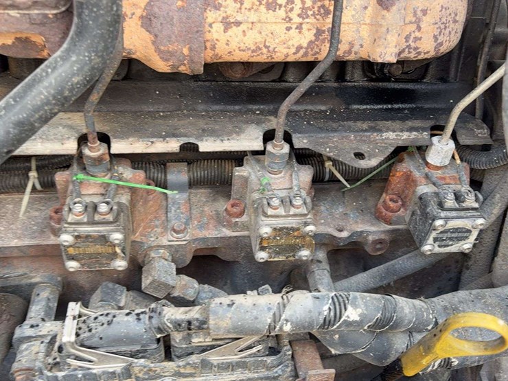 1999-mack-cl713-image-27