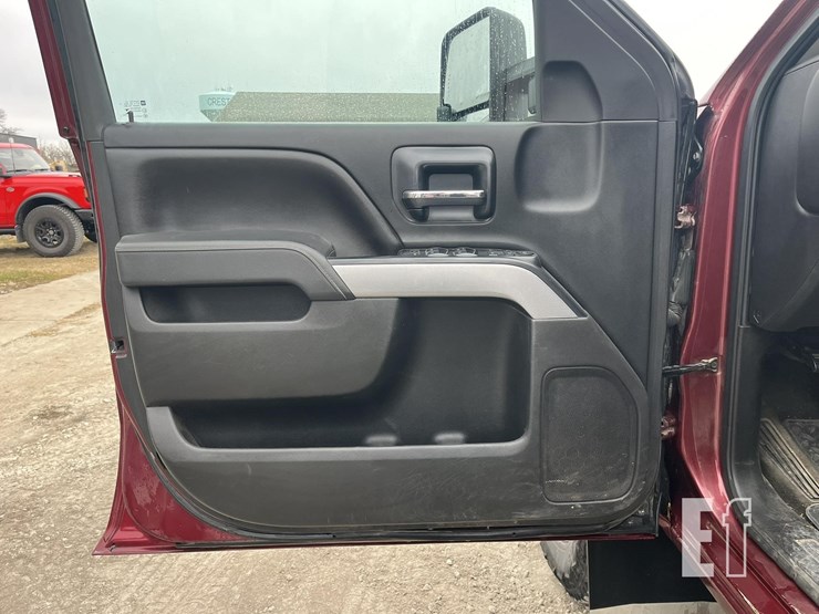 chevrolet-silverado-2500hd-lt-image-26