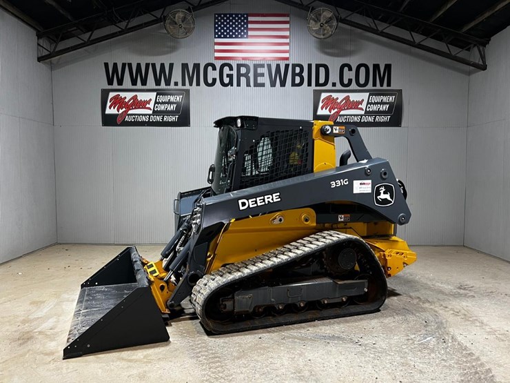 2022-deere-331g-image-1