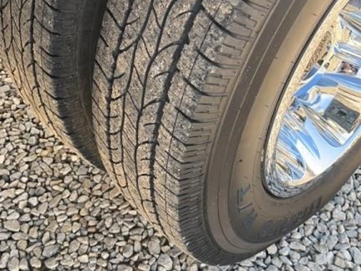 chevrolet-3500hd-image-15