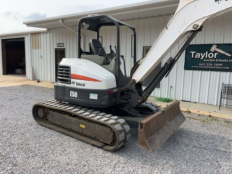 bobcat-e50-image-3