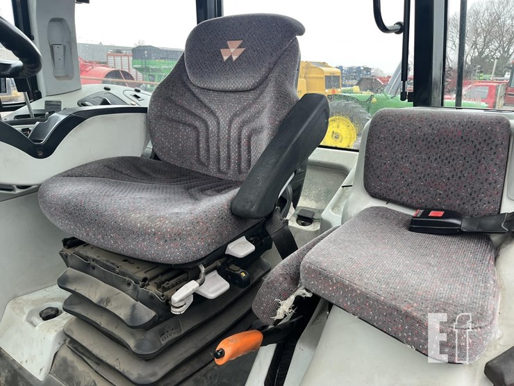 massey-ferguson-6475-image-30