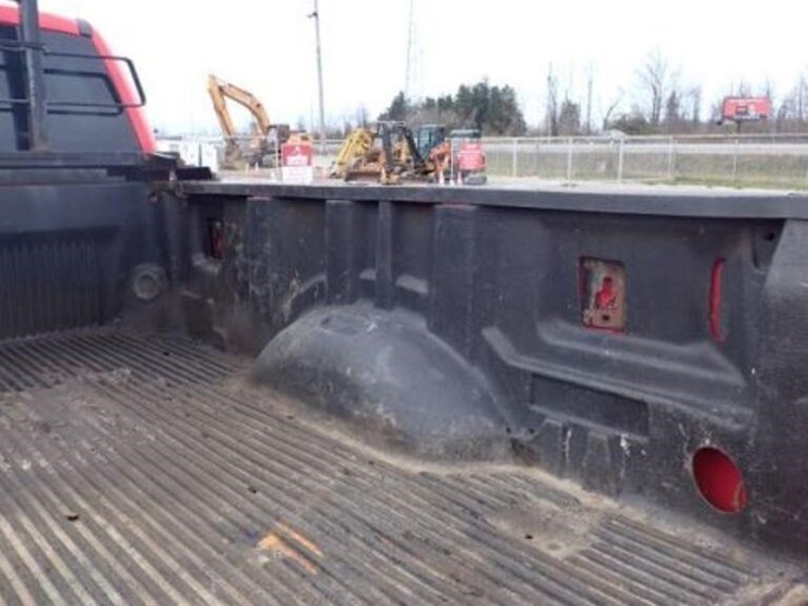 ford-f350-xlt-image-56