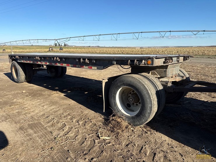 1962-peerless-24'-flatbed-trailer-image-7