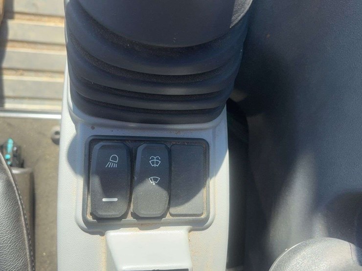 2021-caterpillar-305e2-cr-image-39