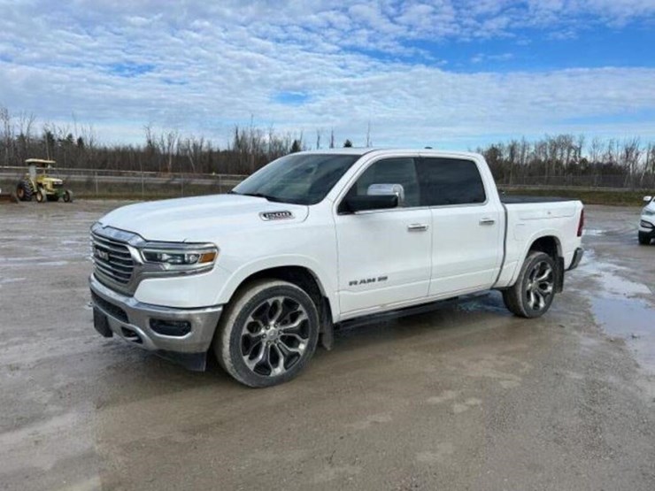 2020-ram-1500-laramie-longhorn-image-1
