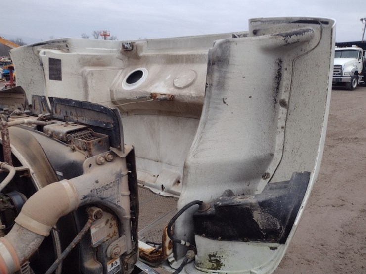 peterbilt-337-image-17