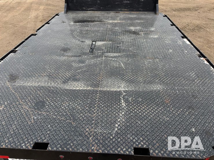 ford-f550-xl-image-33